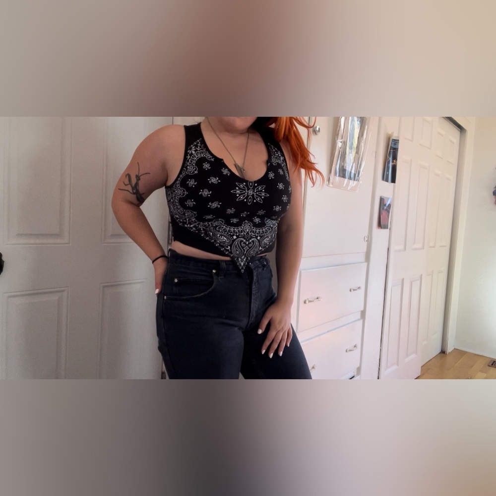 Handkerchief-style black crop top!